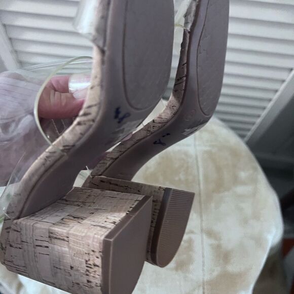 Kelly & Katie Cream Tan Heeled Sandals - Picture 14 of 14